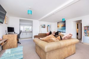 Photo 9- click for photo gallery